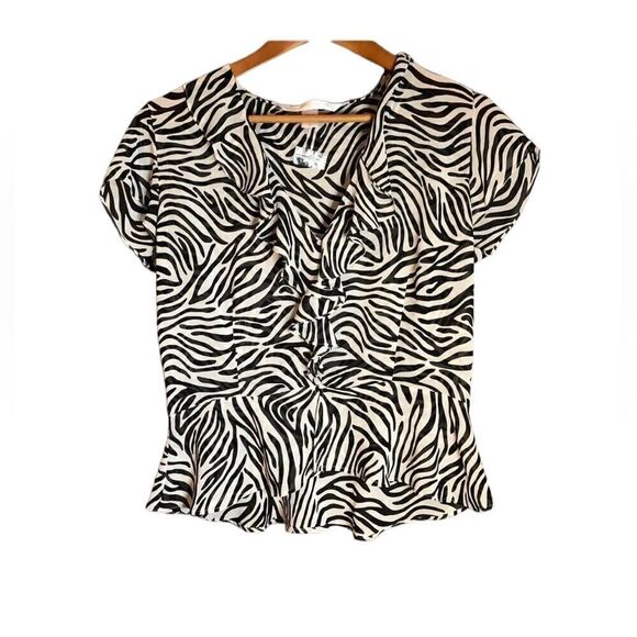 Victoria’s Secret zebra patterned blouse‎ - Picture 1 of 11
